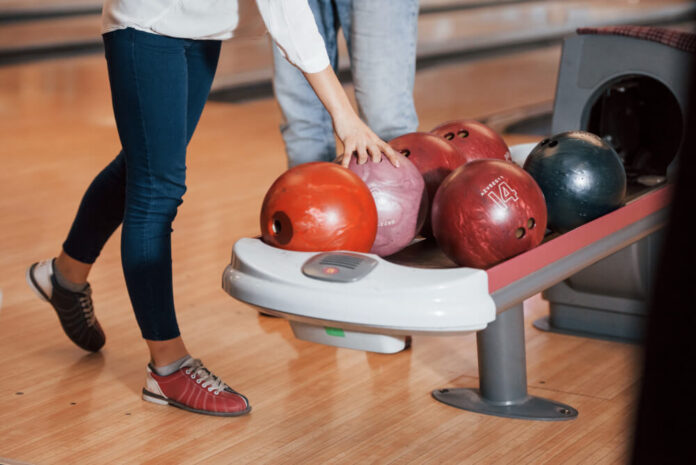 Who Owns Hammer Bowling
